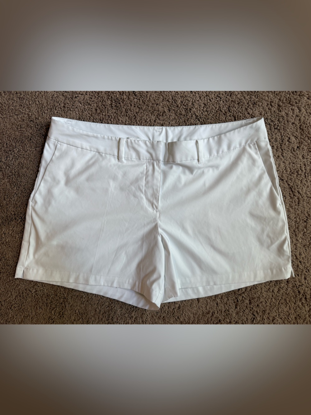Nike Dri Fit Women’s White Stretch  Shorts